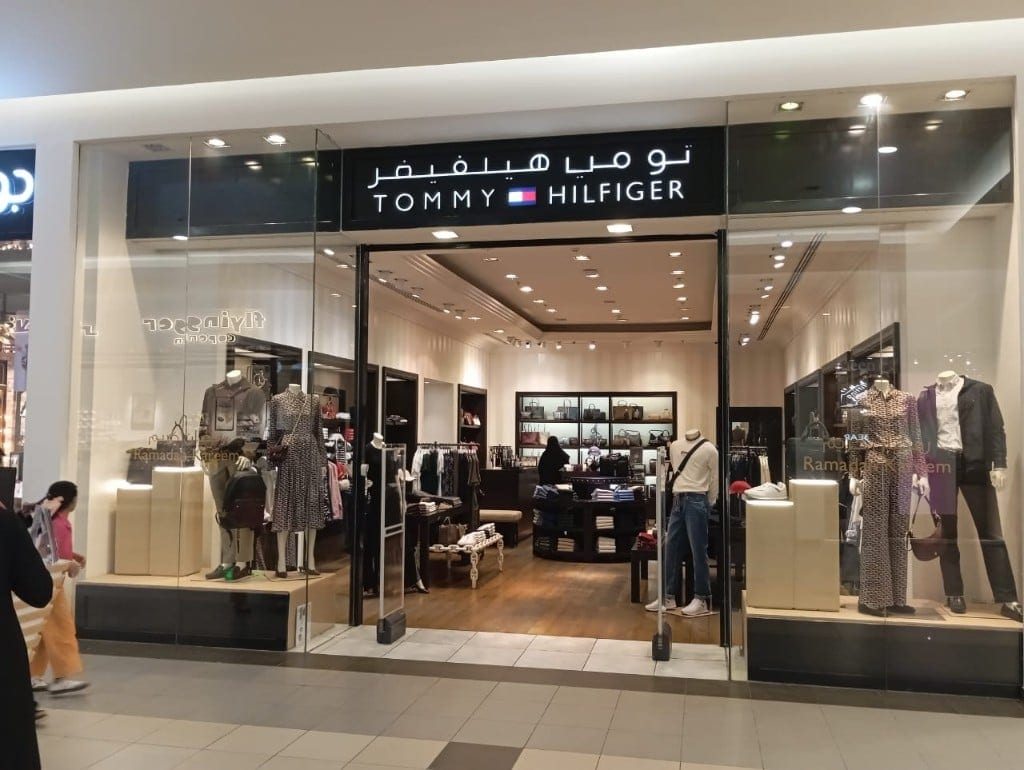 Tommy Hilfiger Storefront Signage